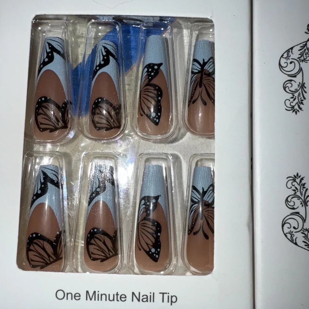 Lot Of 8 Boxes Press‎ On Nails. 24 Pieces Per New Box.  4392